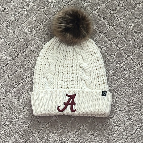 Alabama Knit Beanie with Pom NWOT - Picture 1 of 4